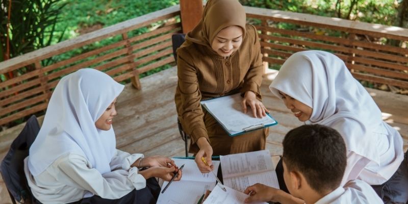 Drug testing for teachers and schools in Malaysia