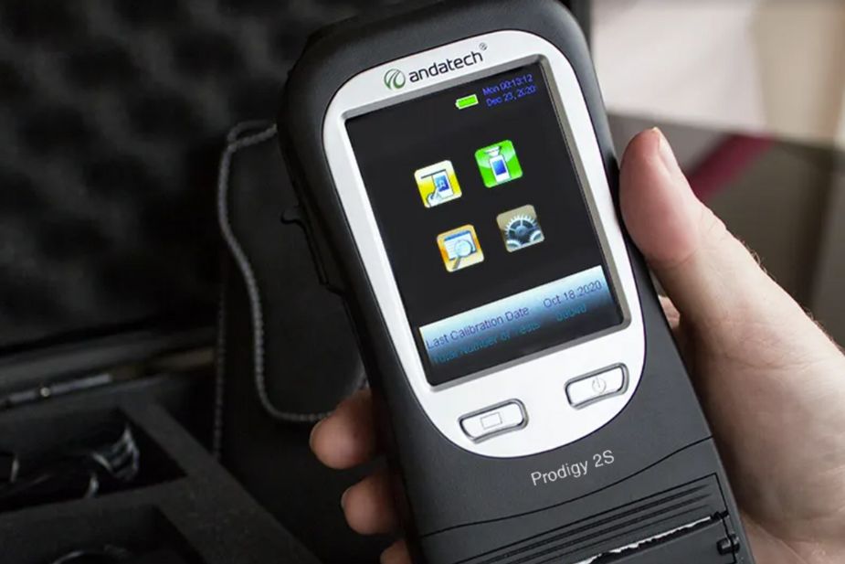 How Does a Breathalyzer Work? - Andatech Malaysia